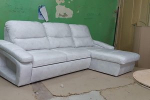 Угловой диван с оттоманкой Версаль 2 - Мебельная фабрика «Катрина»