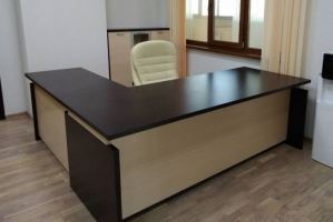 Офисный стол 27 - Мебельная фабрика «Орвис»