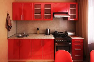 Прямая красная кухня - Мебельная фабрика «Барокко Плюс»