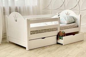Кровать с ящиками и бортиком Доброслава - Мебельная фабрика «Детская мебель»