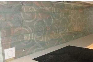 Фартук кухонный из стекла Пескоструйный рисунок - Оптовый поставщик комплектующих «СтекКо-НН»