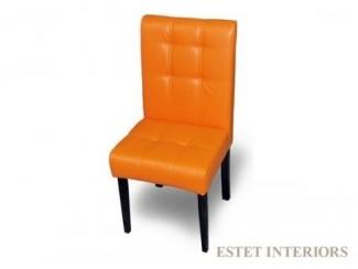 Оранжевый стул 