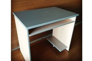 Компактный компьютерный стол - Мебельная фабрика «КМТ-мебель»