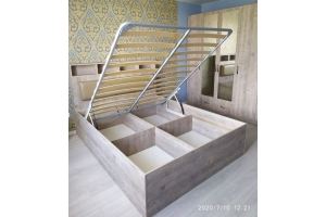 Комплексная спальня с распашным шкафом - Мебельная фабрика «Авангард»