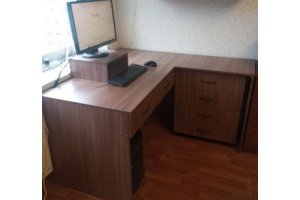 Компьютерный стол - Мебельная фабрика «МИКС»