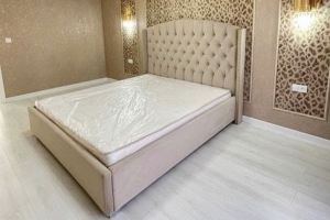 Кровать с каретной стяжкой - Мебельная фабрика «Mebelstulia»