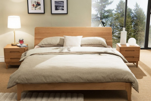 Кровать из массива дерева Бленхейм-2 - Мебельная фабрика «Dream-Master»