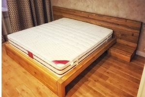 Кровать из массива сосны с тумбами - Мебельная фабрика «Массив»