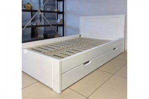 Кровать массив с ящиками - Мебельная фабрика «Массив»