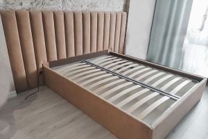 Кровать с большим мягким изголовьем - Мебельная фабрика «ProstoМебель»