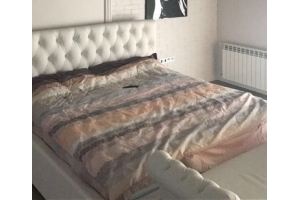 Кровать с каретной стяжкой Честер - Мебельная фабрика «Эволи»