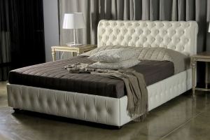 Кровать с мягким изголовьем Chester - Мебельная фабрика «Фурман»