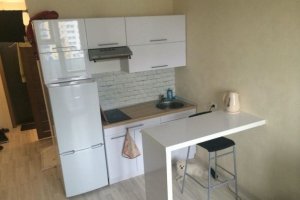 Кухня с барной стойкой - Мебельная фабрика «RiN Мебель»