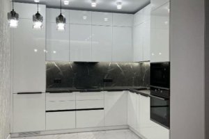 Кухня угловая светлая - Мебельная фабрика «С-Корпус»