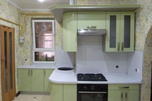 Кухня угловая зеленая глянец - Мебельная фабрика «Кухня России Все под рукой»