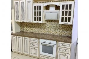 Кухонный гарнитур с фасадами из массива - Мебельная фабрика «Графская кухня»