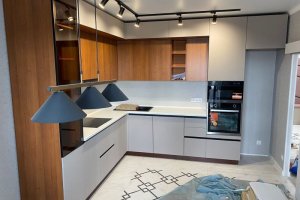 Кухонный гарнитур в современном стиле 3 - Мебельная фабрика «Люкс-С»