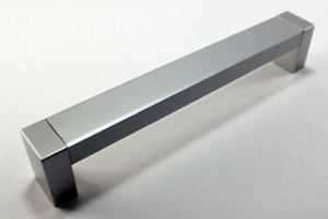 Мебельная ручка с18 - Оптовый поставщик комплектующих «Пласткомплект 58»
