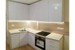 Небольшая белая кухня - Мебельная фабрика «Гранд Мебель 97»
