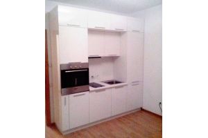 Небольшая белая кухня - Мебельная фабрика «Барокко Плюс»