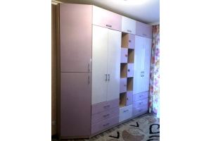 Распашной шкаф в детской МДФ - Мебельная фабрика «FORSETI»