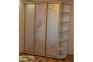 Шкаф-купе с пескоструйными зеркалами - Мебельная фабрика «ДИВО»