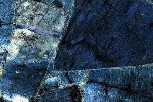 Столешница кварцевый камень Дюмортьерит - Оптовый поставщик комплектующих «Кварц Стоун»